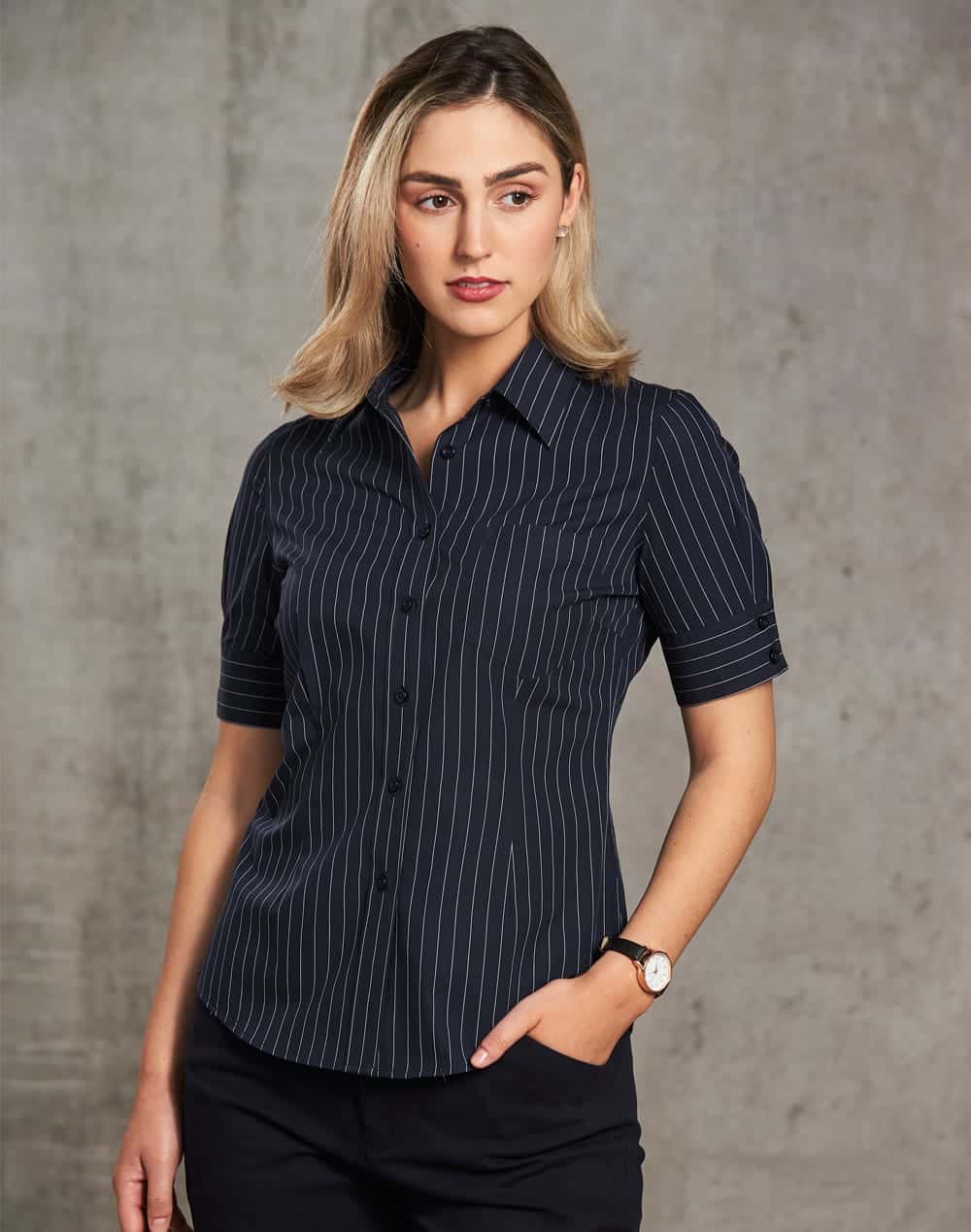 Women’s Pin Stripe Short Sleeve Shirt