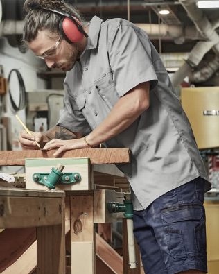 Custom Syzmik Mens Lightweight Tradie Short Sleeve Shirt FA-ZW120